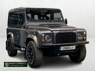 LAND ROVER DEFENDER