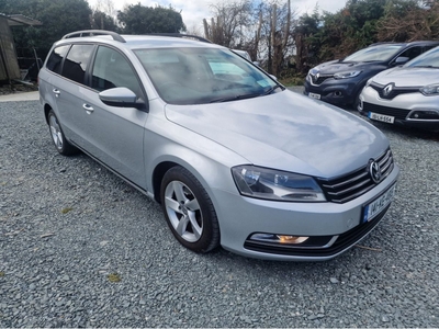 2014 - Volkswagen Passat Manual