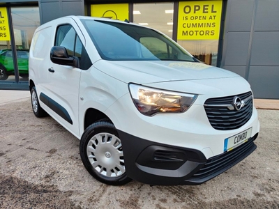 2023 - Opel Combo Manual