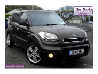 2010 (10) Kia Soul