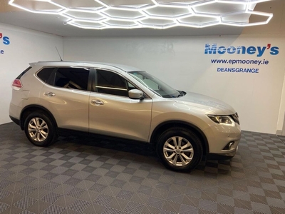 2015 (152) Nissan X-Trail