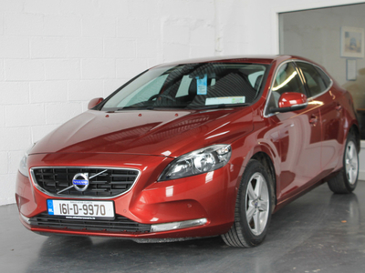 2016 (161) Volvo V40