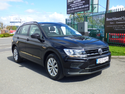 2020 (202) Volkswagen Tiguan