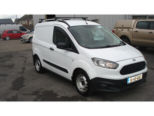 FORD TRANSIT COURIER