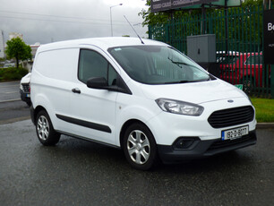 FORD TRANSIT COURIER