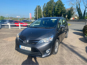 TOYOTA VERSO