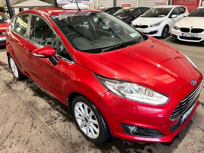 2015 - Ford Fiesta Manual