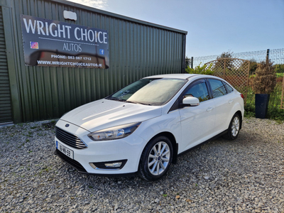 2016 (161) Ford Focus