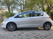 2017 - Toyota Yaris Manual