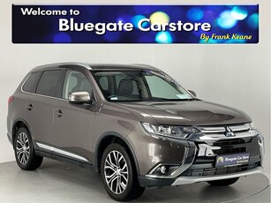 2017 (171) Mitsubishi Outlander