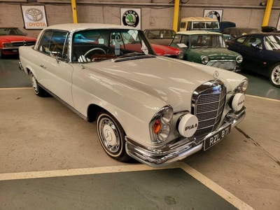 1968 - Mercedes-Benz S-Class ---