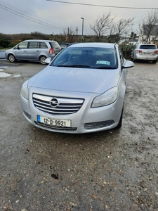 2012 - Opel Insignia Manual