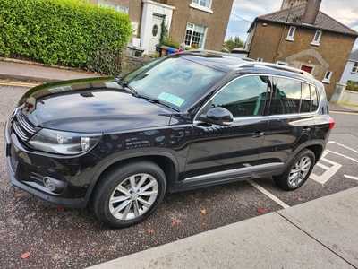 2012 - Volkswagen Tiguan Manual