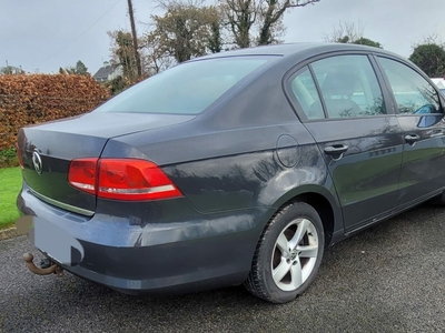 2013 - Volkswagen Passat Manual