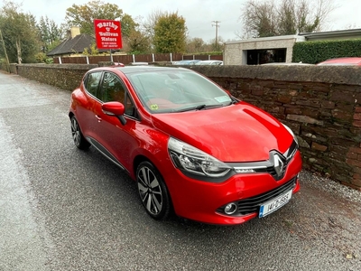 2014 - Renault Clio Manual