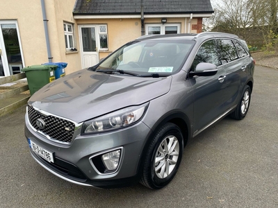 2016 - Kia Sorento Manual