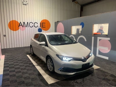 2016 - Toyota Auris Automatic