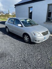 2004 - Toyota Corolla ---