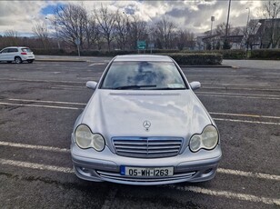 2005 - Mercedes-Benz C-Class Manual