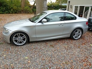 2010 - BMW 1-Series Manual