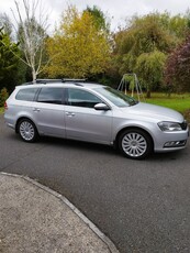 2011 - Volkswagen Passat Manual