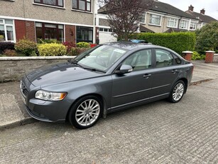 2011 - Volvo S40 Manual