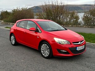 2013 - Vauxhall Astra ---