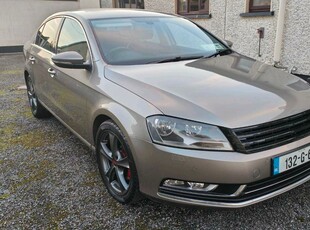 2013 - Volkswagen Passat Manual