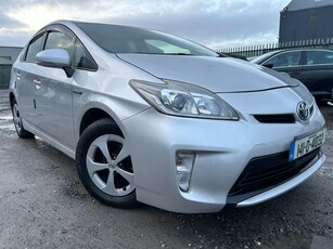 2014 - Toyota Prius Automatic