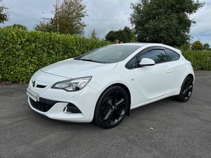 2015 - Vauxhall Astra Manual