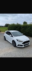 2016 - Ford Focus Manual