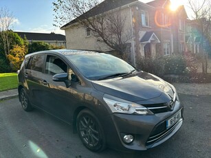 2016 - Toyota Verso Manual