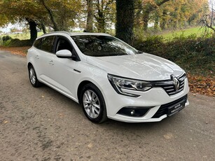 2018 - Renault Megane Manual