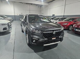 2024 - Suzuki S-CROSS Manual