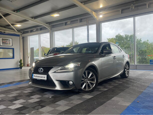 LEXUS IS 300 H