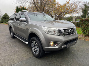 NISSAN NAVARA