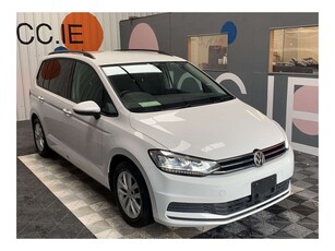 2016 (161) Volkswagen Touran