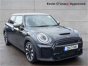 2023 (231) Mini Cooper S