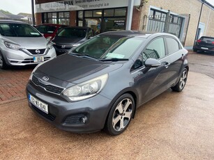 2013 (132) Kia Rio