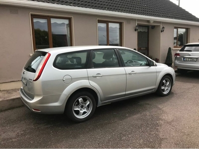 2009 - Ford Focus Manual