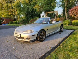 2004 - Mazda MX-5 ---