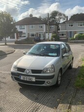 2005 - Renault Clio Manual