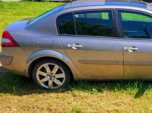 2008 - Renault Megane Manual