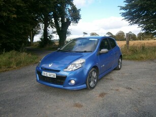 2009 - Renault Clio ---