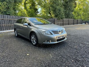 2009 - Toyota Avensis Manual