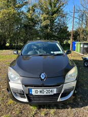 2010 - Renault Megane Manual