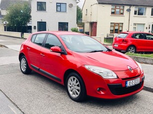 2010 - Renault Megane Manual