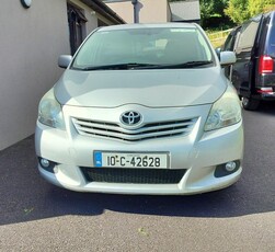 2010 - Toyota Verso ---