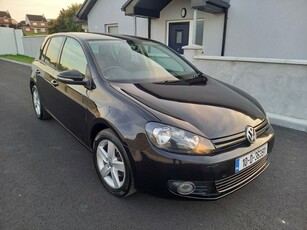 2010 - Volkswagen Golf Manual