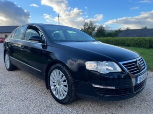 2010 - Volkswagen Passat ---